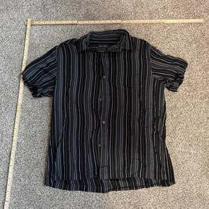 Axcess Short Sleeve Button Up Shirt Black White Striped Rayon Size M